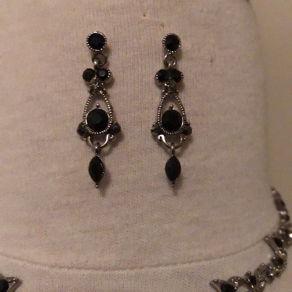 Austrian Crystal Set - Picture 3 of 4